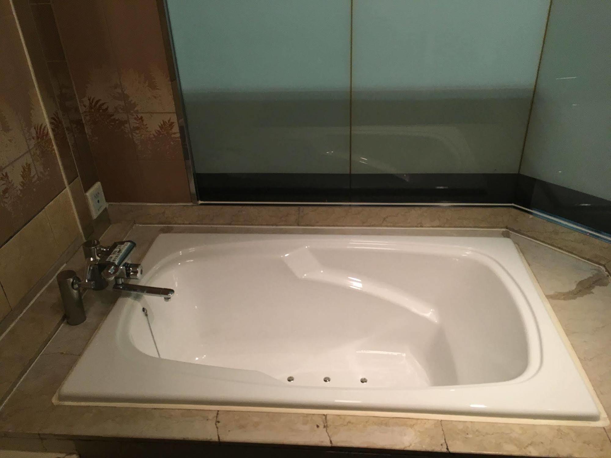 Jay - Adults Only Hotel