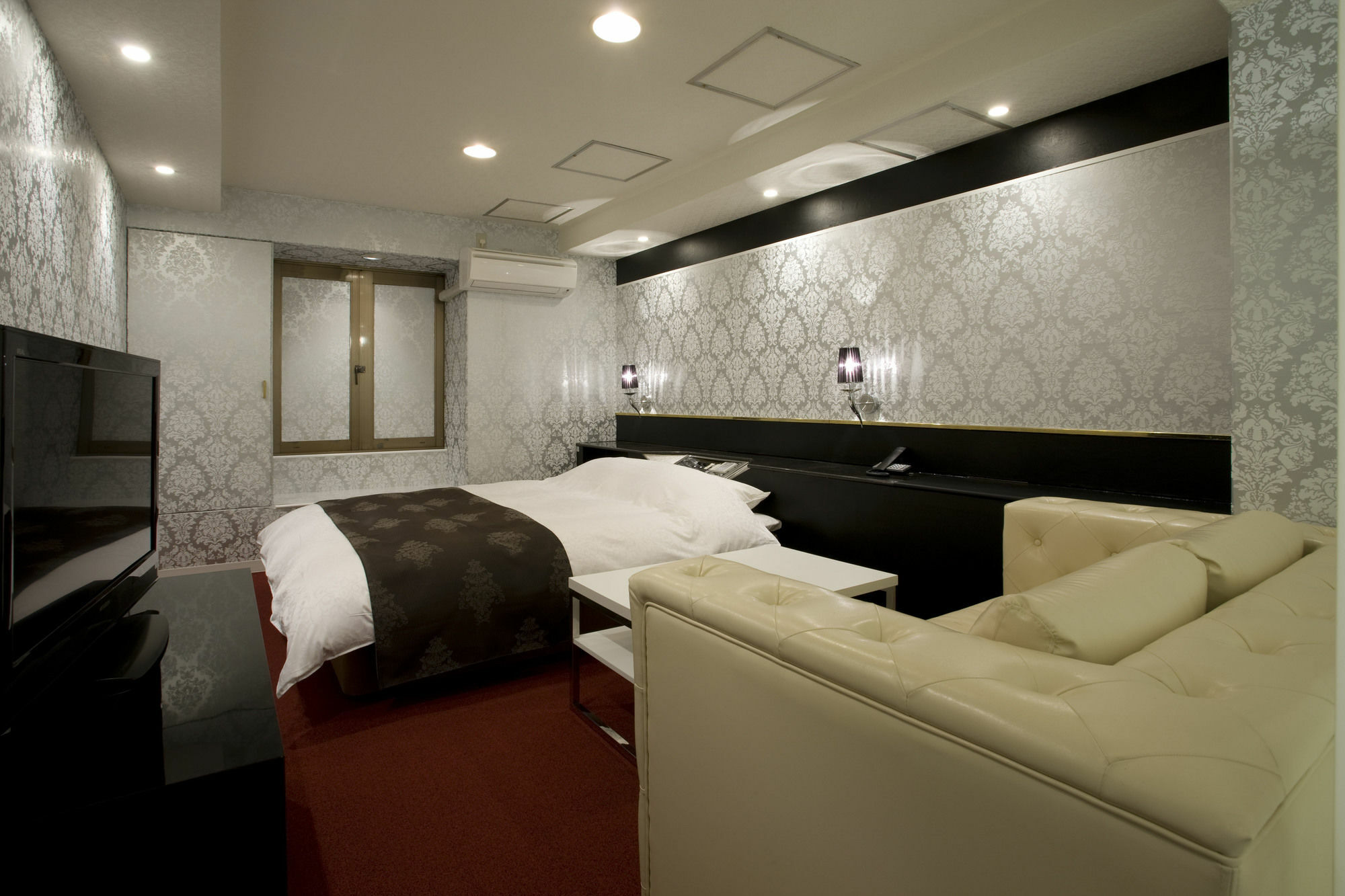 Jay - Adults Only Hotel 3*